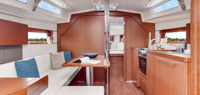 Oceanis 38