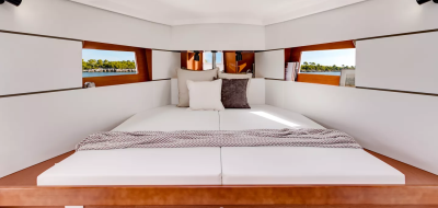 Oceanis 38
